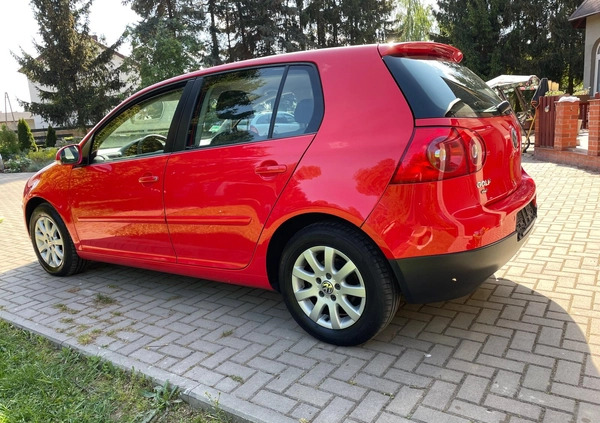 Volkswagen Golf cena 14800 przebieg: 207000, rok produkcji 2007 z Janów Lubelski małe 277